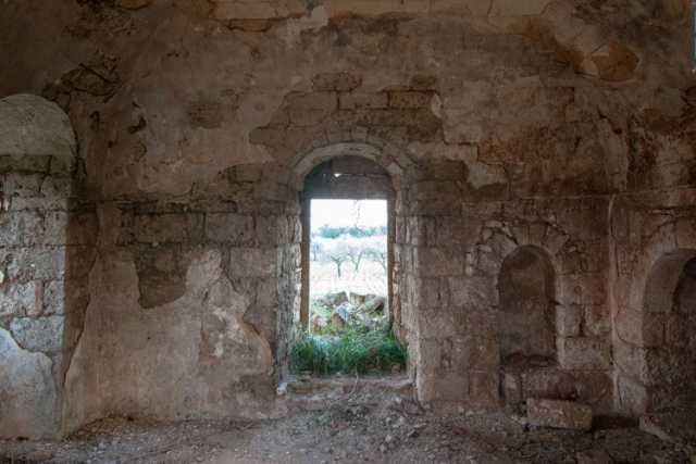 Masserie, torri, chiese millenarie: viaggio tra i dimenticati tesori di Lama San Giorgio